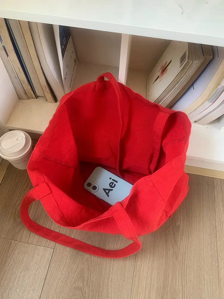 Red Canvas Shoulder Tote Bag Large Capacity Spring Lazy Style - Image 4