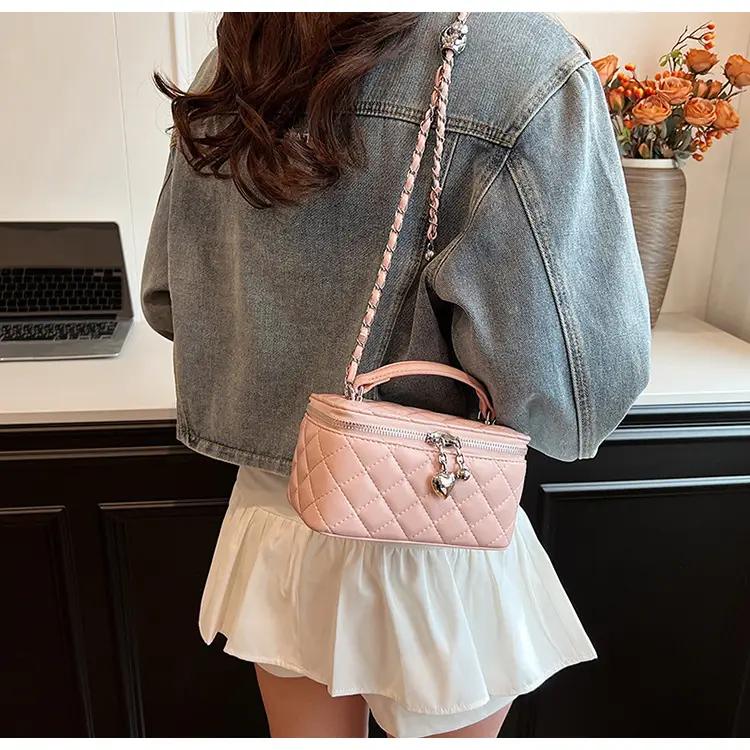White Quilted Chain Bag for Women Spring 2026 — feature 16