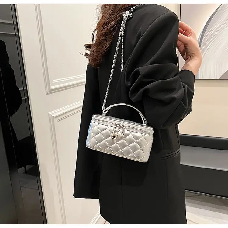 White Quilted Chain Bag for Women Spring 2026 — feature 25