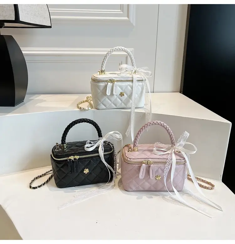Pink Quilted Handheld Bag for Women 2026 — feature 1