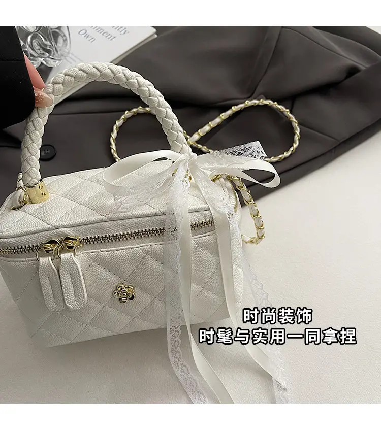 Pink Quilted Handheld Bag for Women 2026 — feature 4