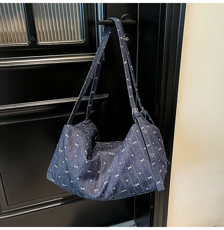 Blue Women's Large Tote Bag for Summer Commute — feature 12