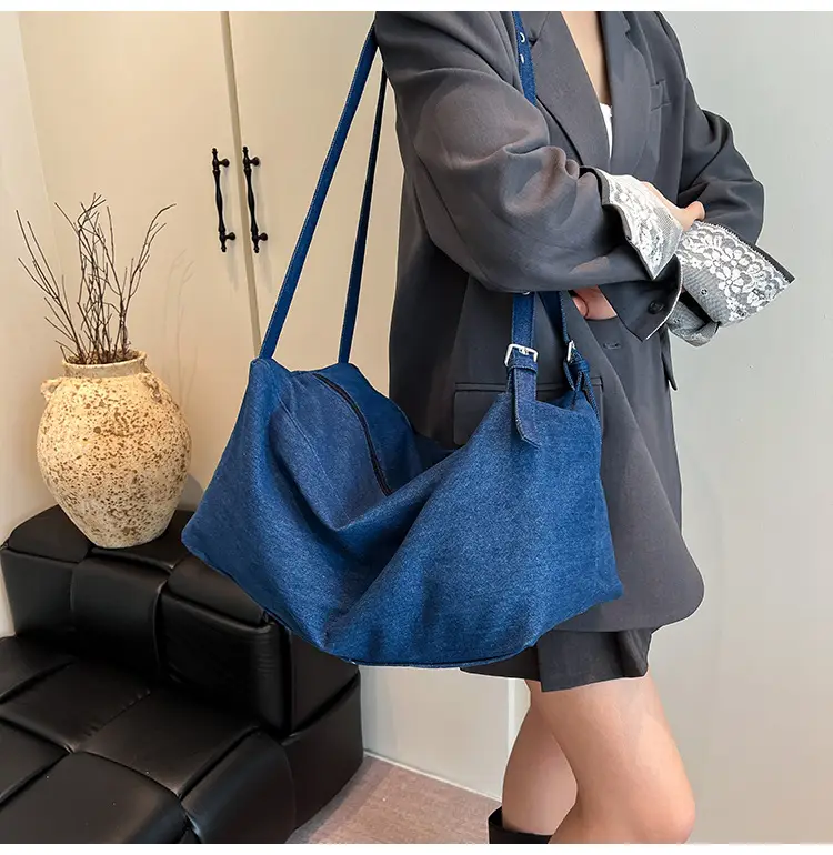 Blue Women's Large Tote Bag for Summer Commute — feature 15