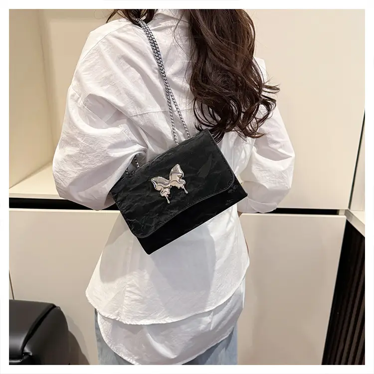 White Butterfly Bow Chain Shoulder Bag for Women — feature 24
