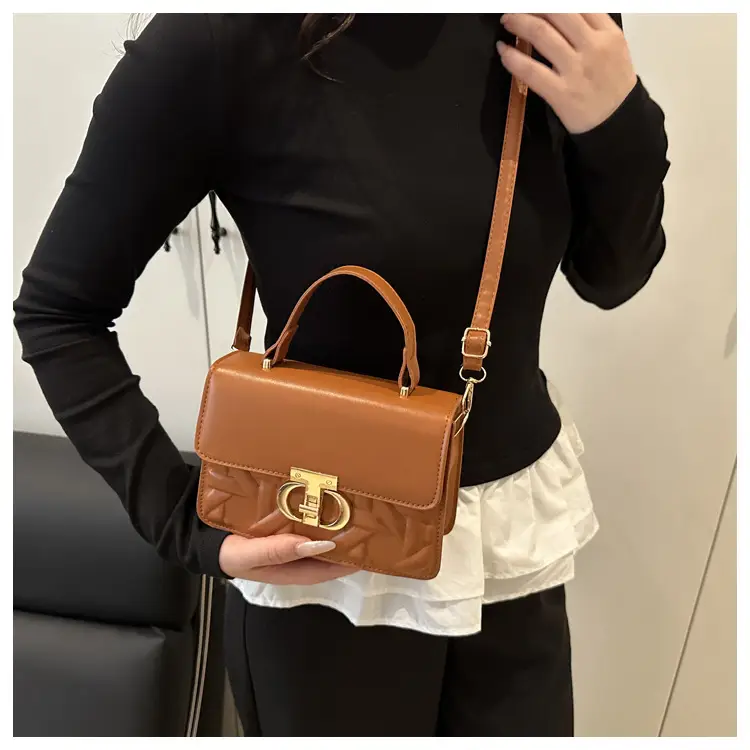Pink Quilted Women's Crossbody Bag with Gold Clasp — feature 30