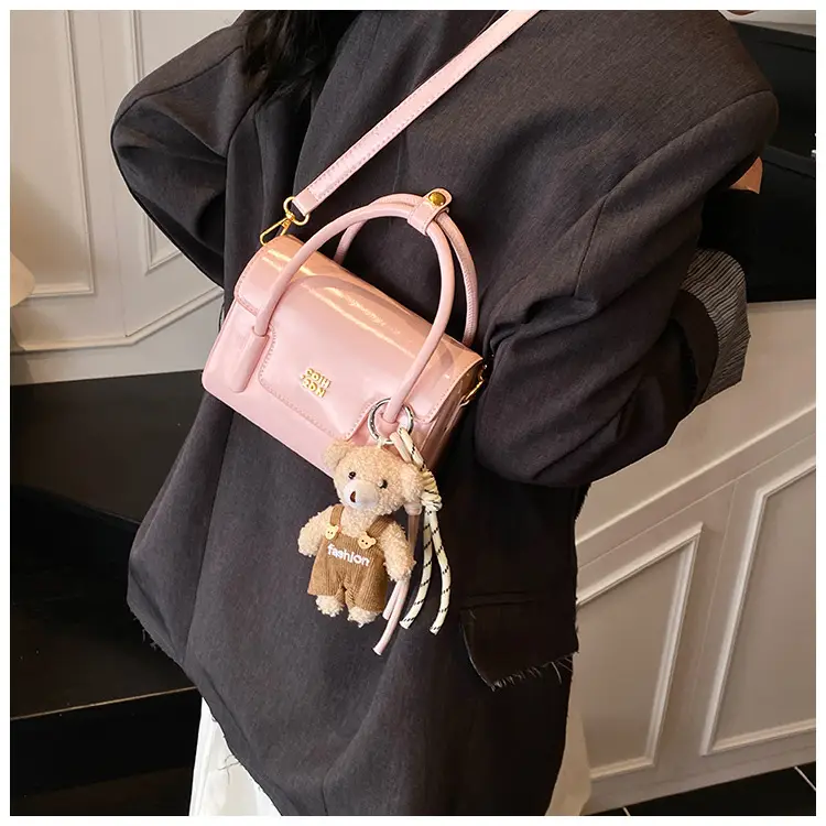 Silver Square Shoulder Bag 2026 Spring Summer New Fashion — feature 13