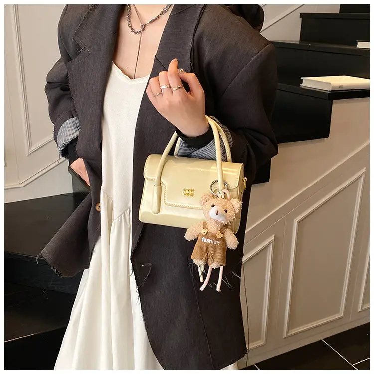 Silver Square Shoulder Bag 2026 Spring Summer New Fashion — feature 14