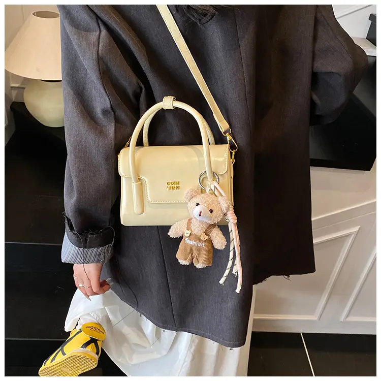 Silver Square Shoulder Bag 2026 Spring Summer New Fashion — feature 17