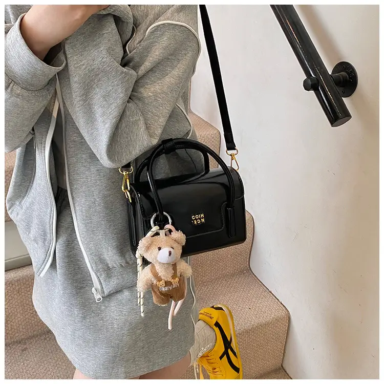 Silver Square Shoulder Bag 2026 Spring Summer New Fashion — feature 19