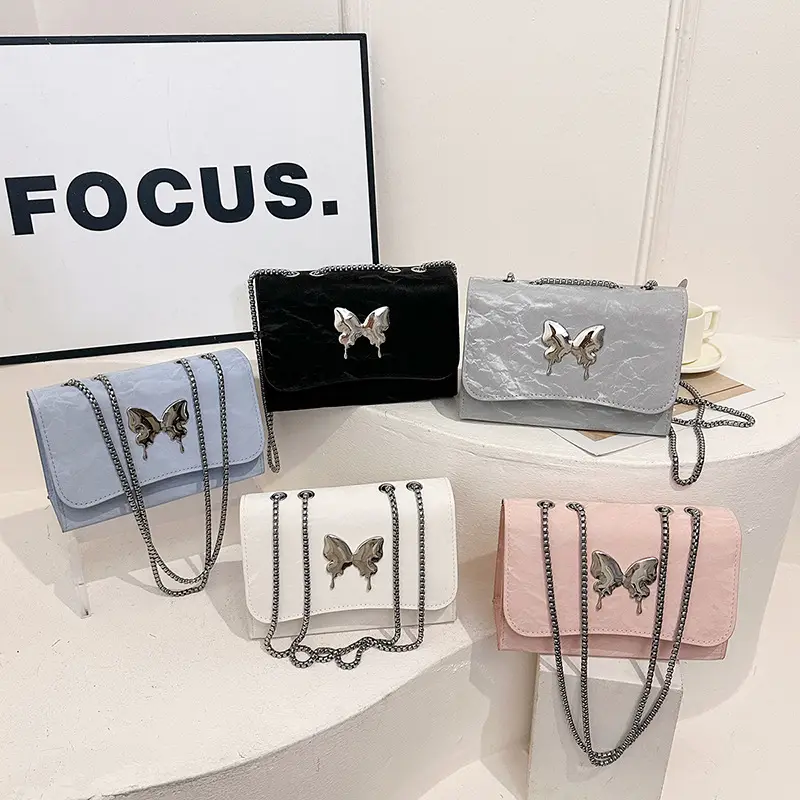 Elegant Butterfly Chain Shoulder Bag for Women - Image 7