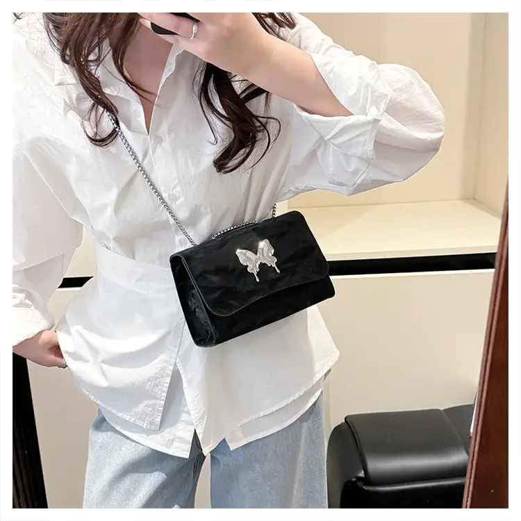 Elegant Butterfly Chain Shoulder Bag for Women — feature 17