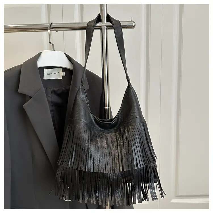 Black Tassel Shoulder Bag for Women Large Capacity — feature 21