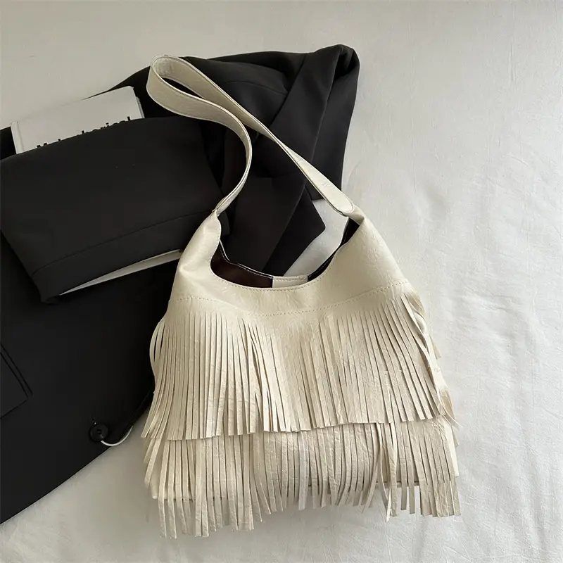 Black Tassel Shoulder Bag for Women Large Capacity - Image 2