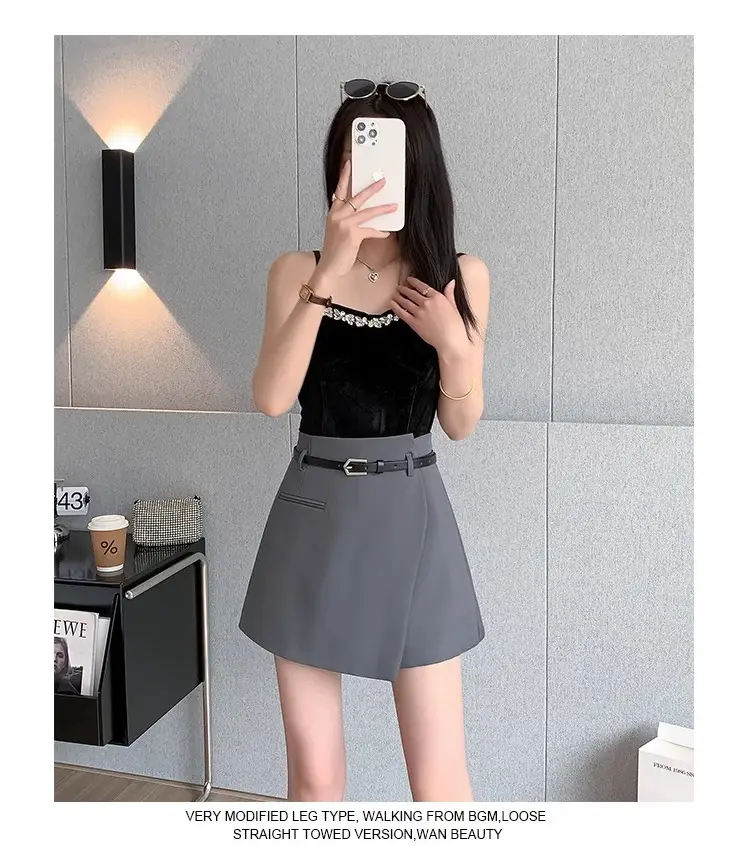 2025 Women's Grey Pleated Belted Shorts Set — feature 29