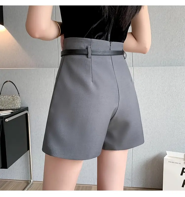 2025 Women's Grey Pleated Belted Shorts Set — feature 35