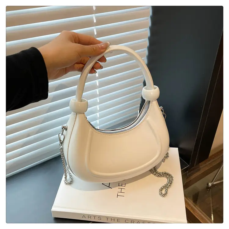 Silver Retro Crossbody Bag Women 2025 — feature 31