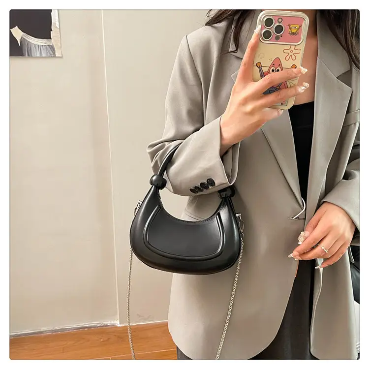 Silver Retro Crossbody Bag Women 2025 — feature 7