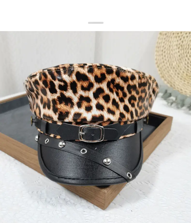Navy Leather Rivet Flat Cap Belt Buckle Retro Peaked Cap — feature 8