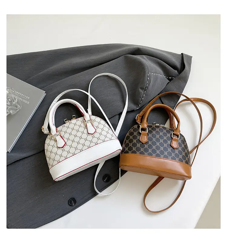 Retro Textured Shoulder Bag Brown Brown Leather 2025 — feature 30