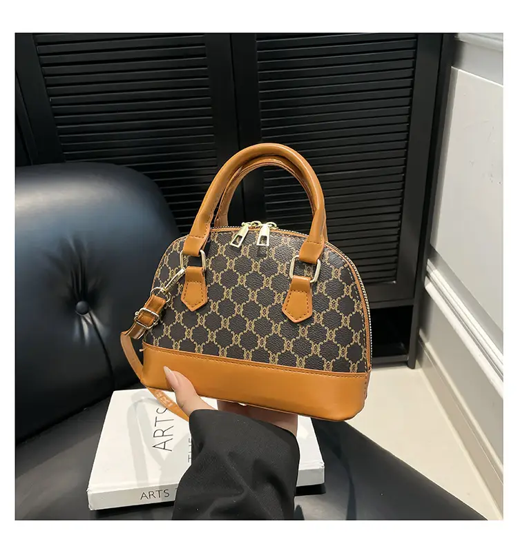 Retro Textured Shoulder Bag Brown Brown Leather 2025 - Image 4