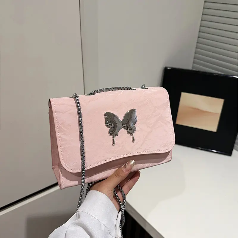 White Butterfly Bow Chain Shoulder Bag for Women - Image 7
