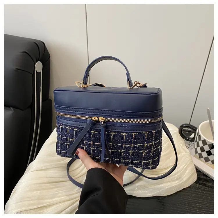 Red Plaid Woolen Crossbody Bag for Women 2025 — feature 21