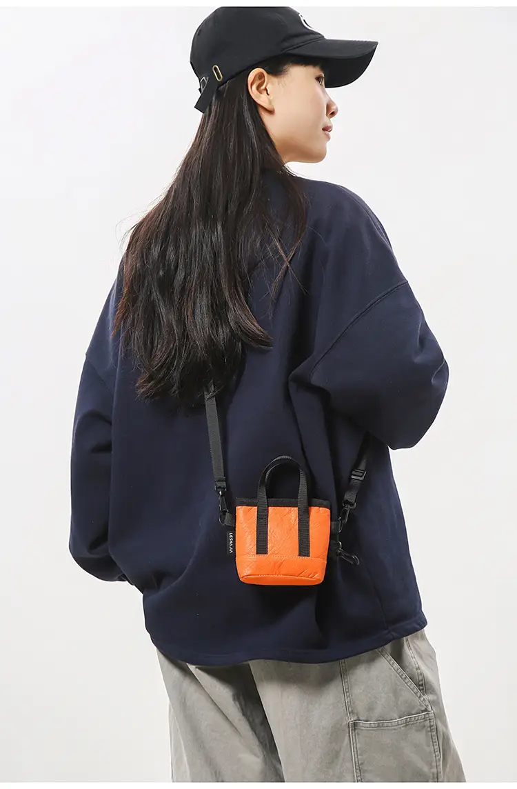 Women Crossbody Bag with Wooden Coin Purse 2026 — feature 27
