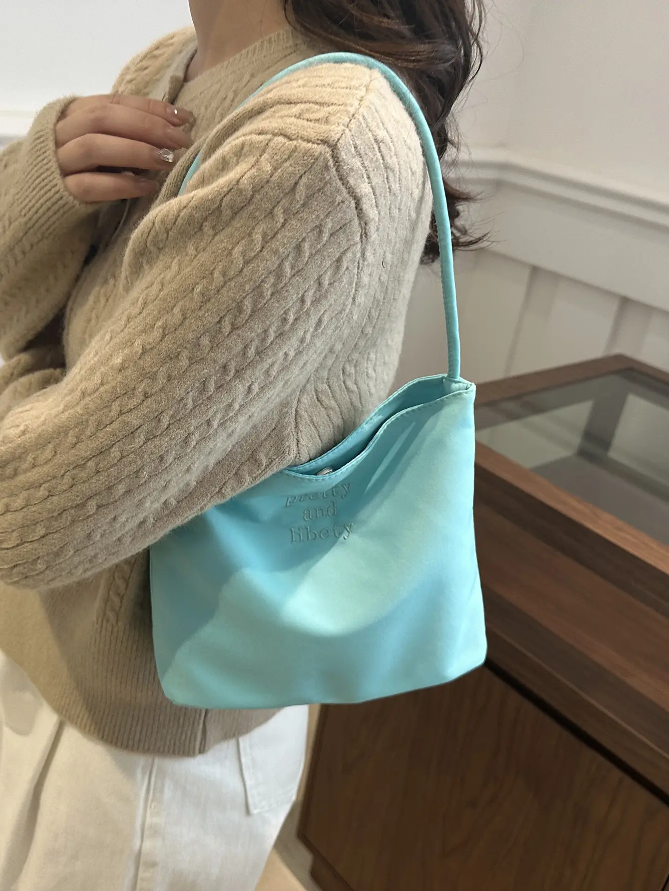 Women Pink Nylon Shoulder Bag 2025 New — feature 1