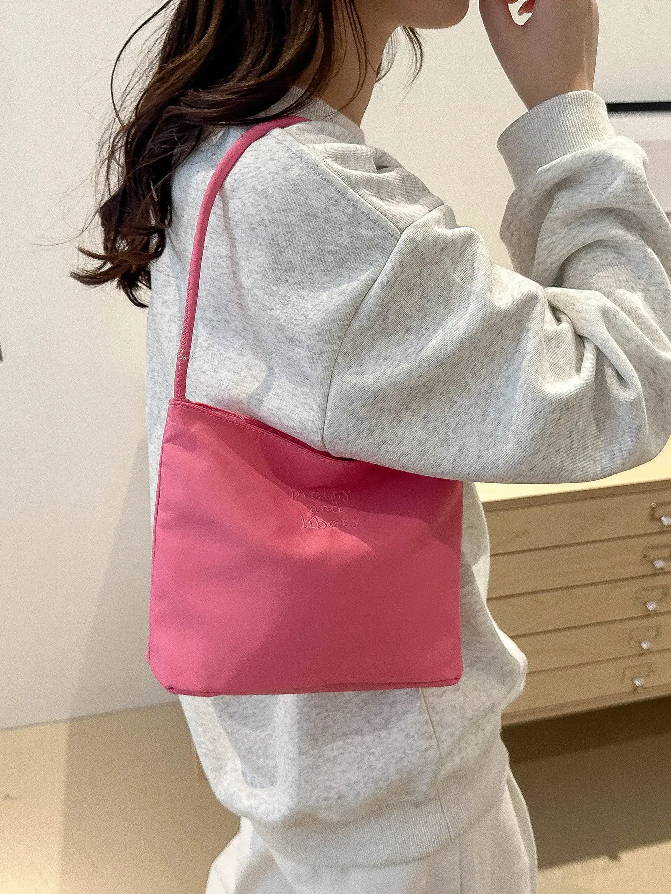 Women Pink Nylon Shoulder Bag 2025 New — feature 29