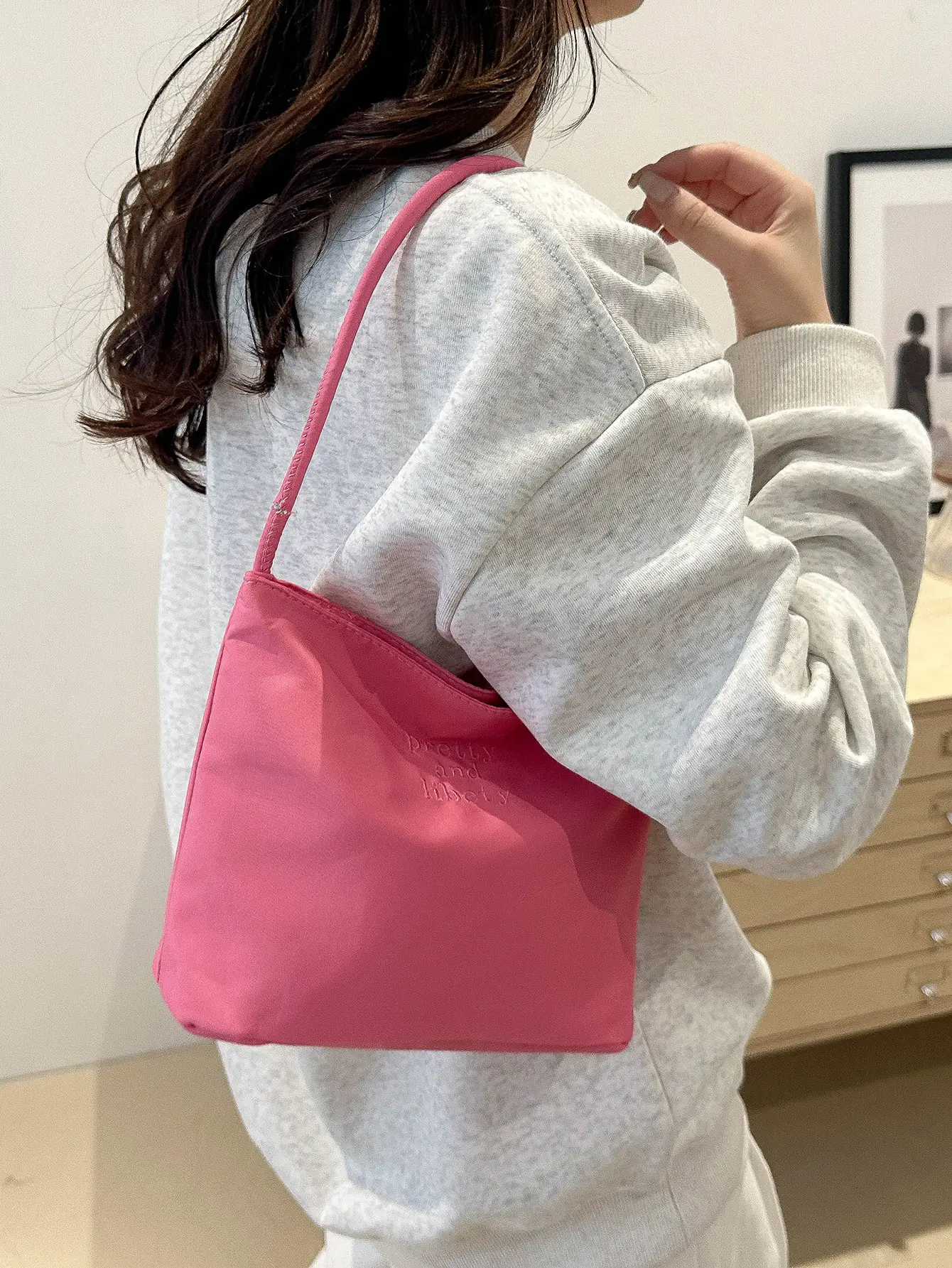 Women Pink Nylon Shoulder Bag 2025 New — feature 31
