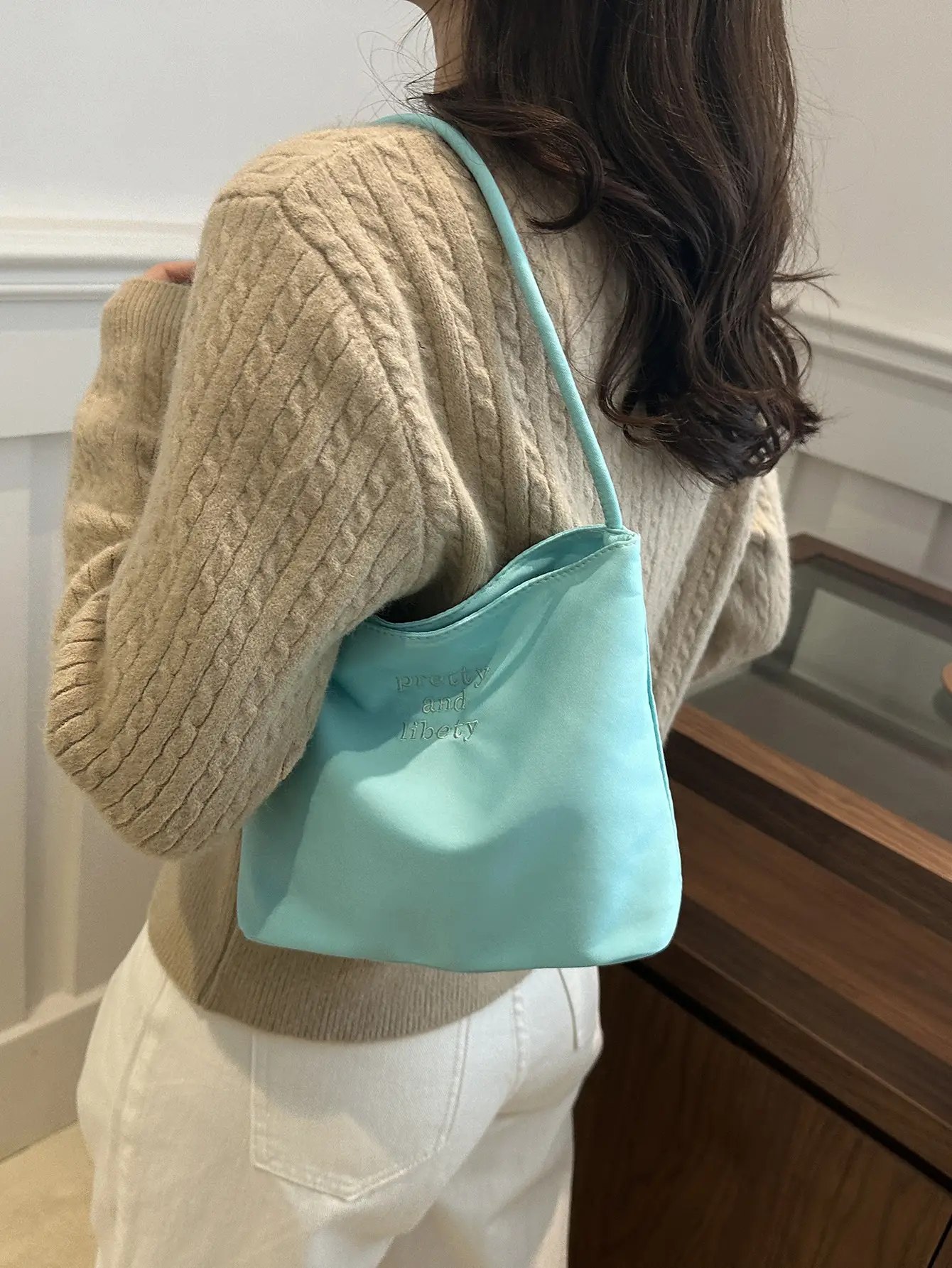 Women Pink Nylon Shoulder Bag 2025 New — feature 38