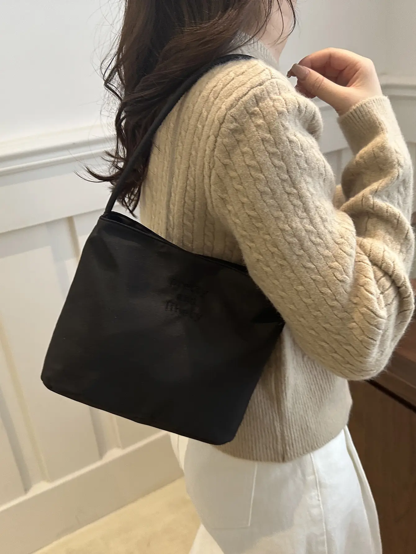 Women Pink Nylon Shoulder Bag 2025 New — feature 40