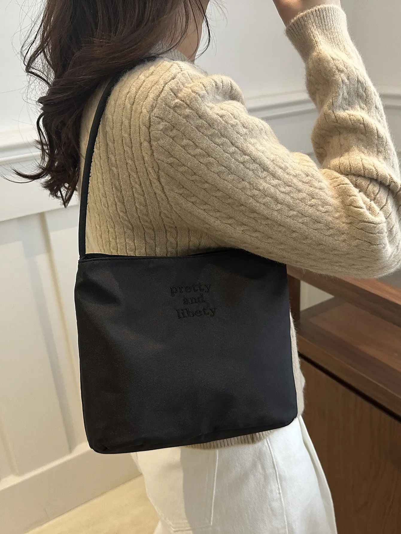 Women Pink Nylon Shoulder Bag 2025 New — feature 42