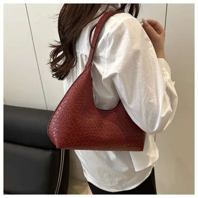 Red Woven Quilted Shoulder Bag for Women — feature 16