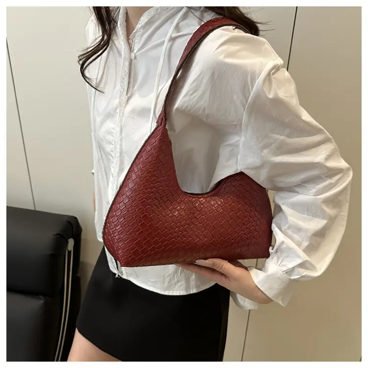 Red Woven Quilted Shoulder Bag for Women — feature 17