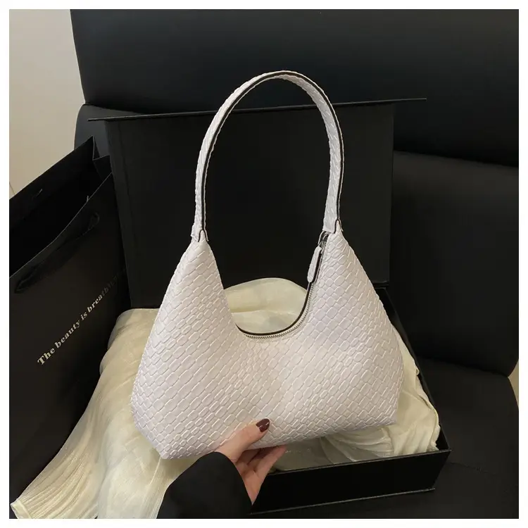 Red Woven Quilted Shoulder Bag for Women — feature 23