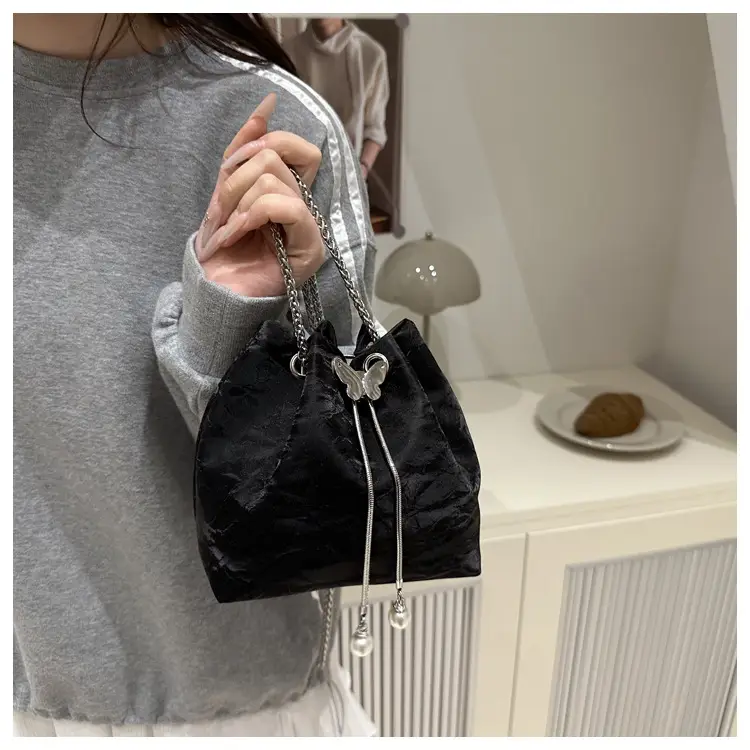 Retro Casual Shoulder Bag with Chain Strap, Large Capacity, 2025 Fashion — feature 21
