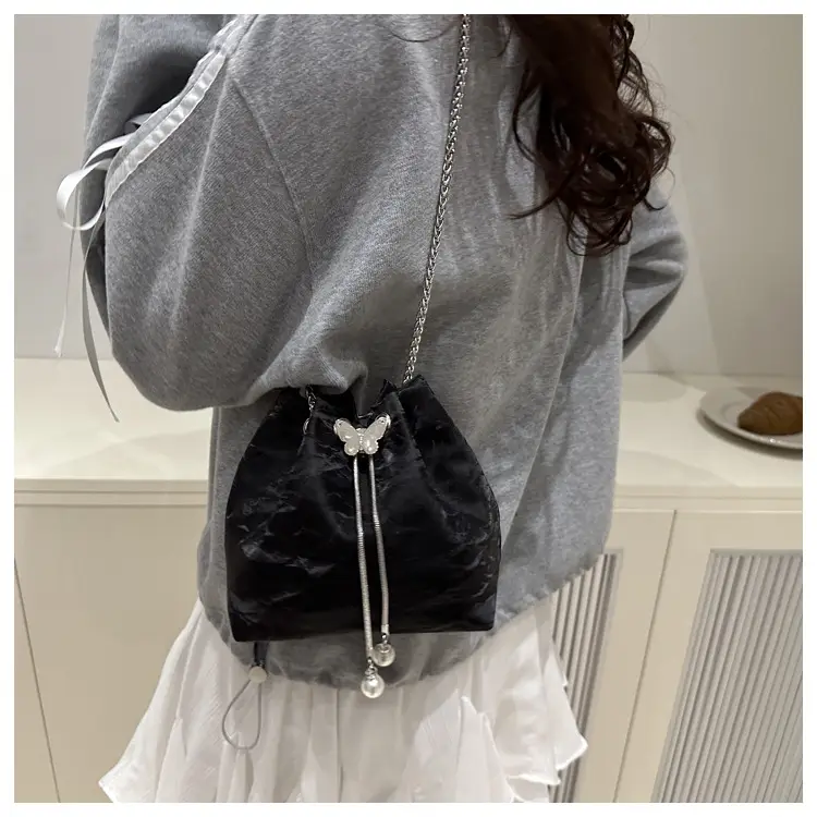 Retro Casual Shoulder Bag with Chain Strap, Large Capacity, 2025 Fashion — feature 22
