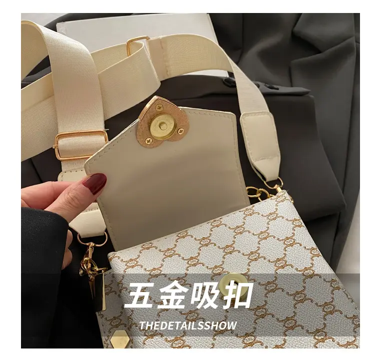 2025 Korean Fashion Crossbody Bag Brown Gold Chain — feature 5