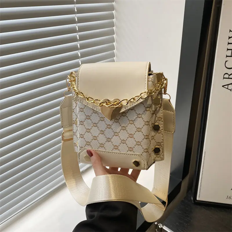 2025 Korean Fashion Crossbody Bag Brown Gold Chain - Image 2