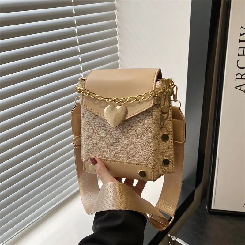 2025 Korean Fashion Crossbody Bag Brown Gold Chain - Image 5