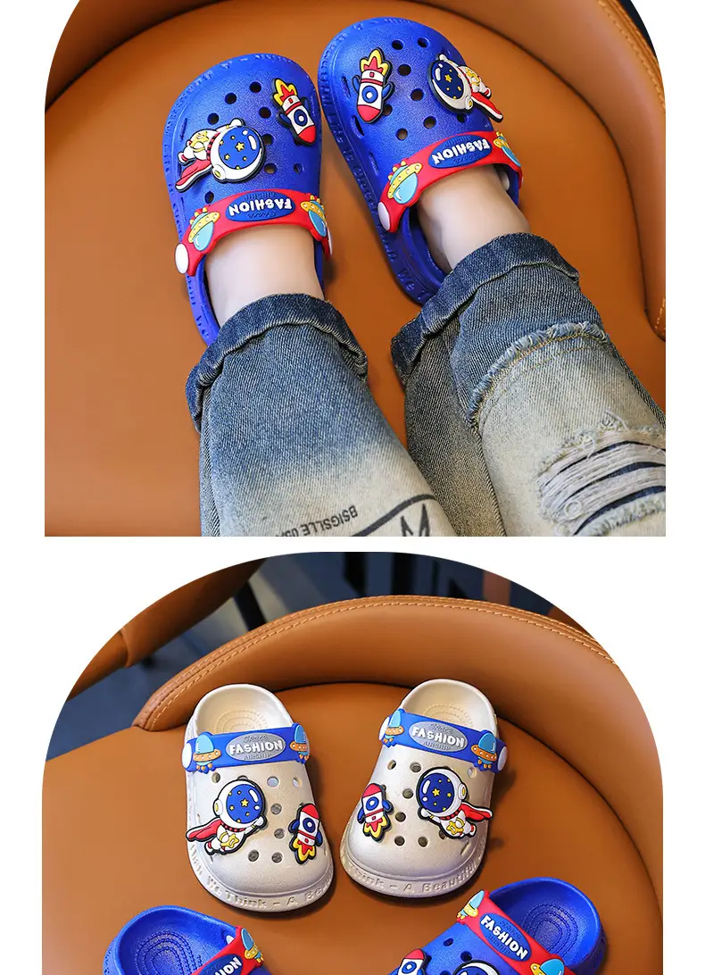 Blue Cartoon Astronaut Kids Sandals Summer Clogs — feature 15