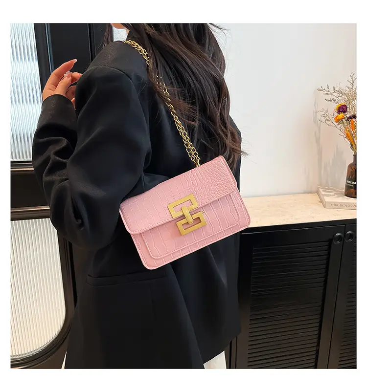 Trendy White Chain Shoulder Bag for Women — feature 16
