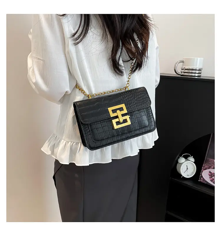 Trendy White Chain Shoulder Bag for Women — feature 21