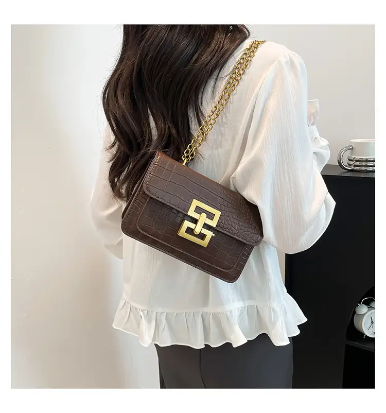 Trendy White Chain Shoulder Bag for Women — feature 22