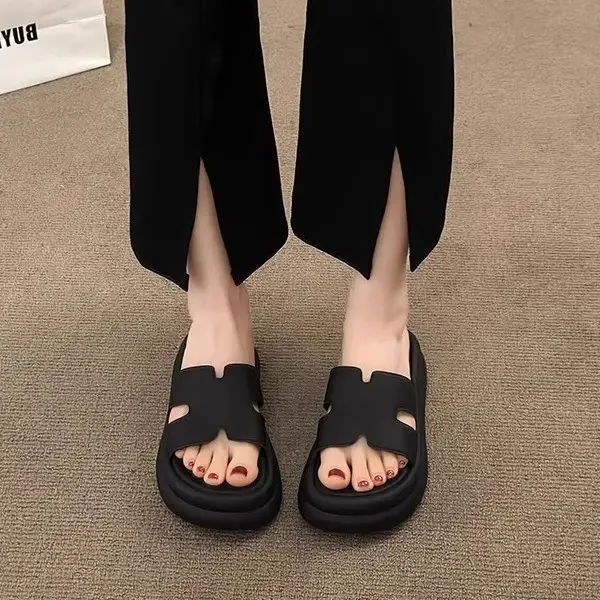 Thick-soled slipper women's summer outer wear 2025 new style with skirt French casual excrement feeling beach sandals - Image 3