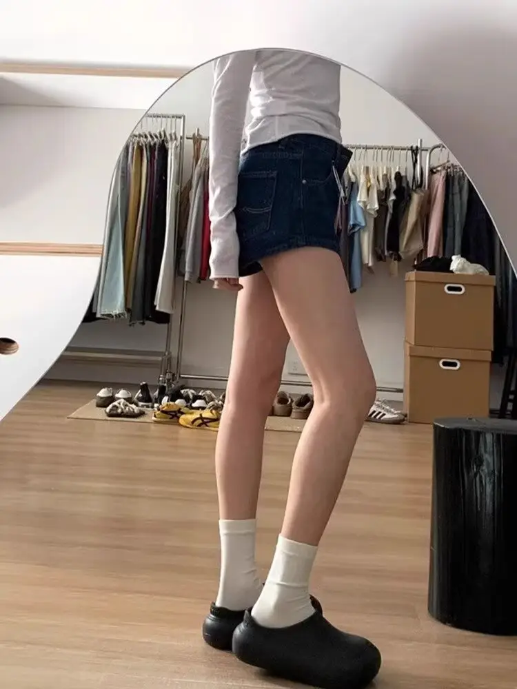 Dark Blue Washed Jeans Women's Low Waist Slim Shorts — feature 5