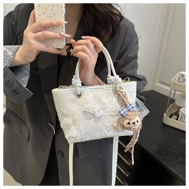 Pink Butterfly Embroidered Women's Shoulder Bag — feature 7