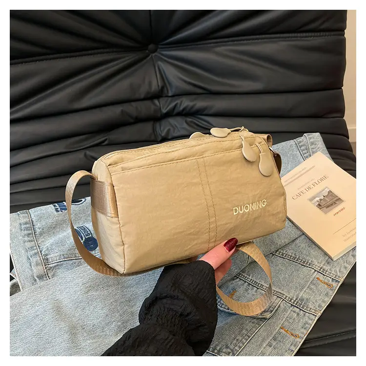 Ultra-light Crossbody Bag for Couples, Nylon, Beige & Black — feature 29