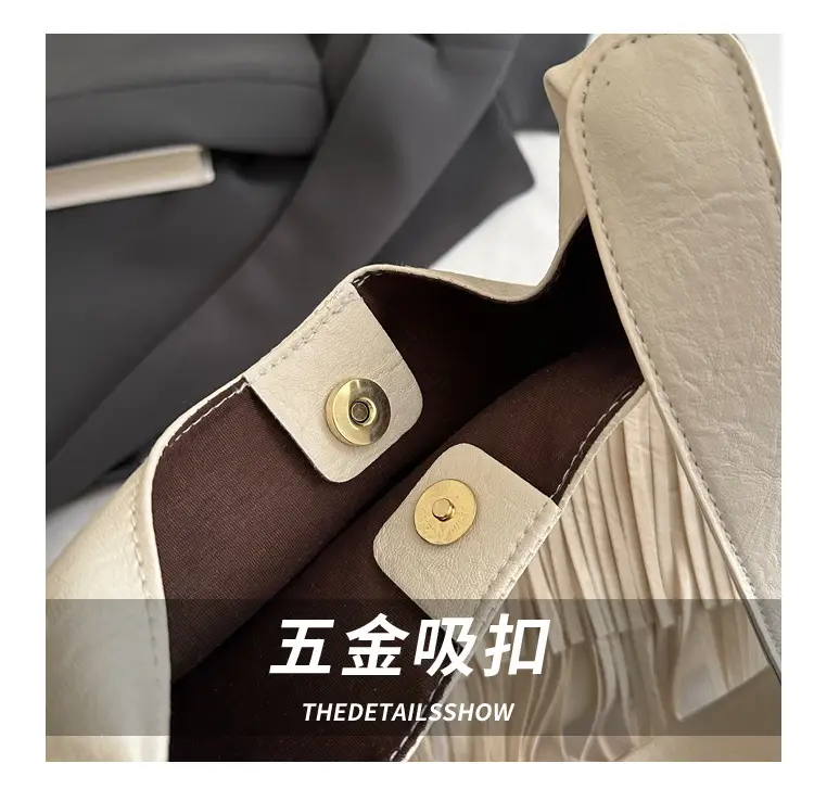 Black Tassel Crossbody Bag for Women 2025 — feature 6